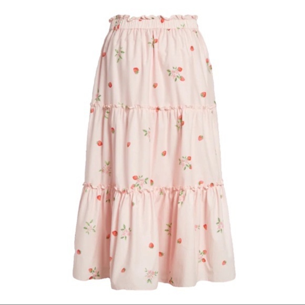 Rachel parcell strawberry skirt 🍓
